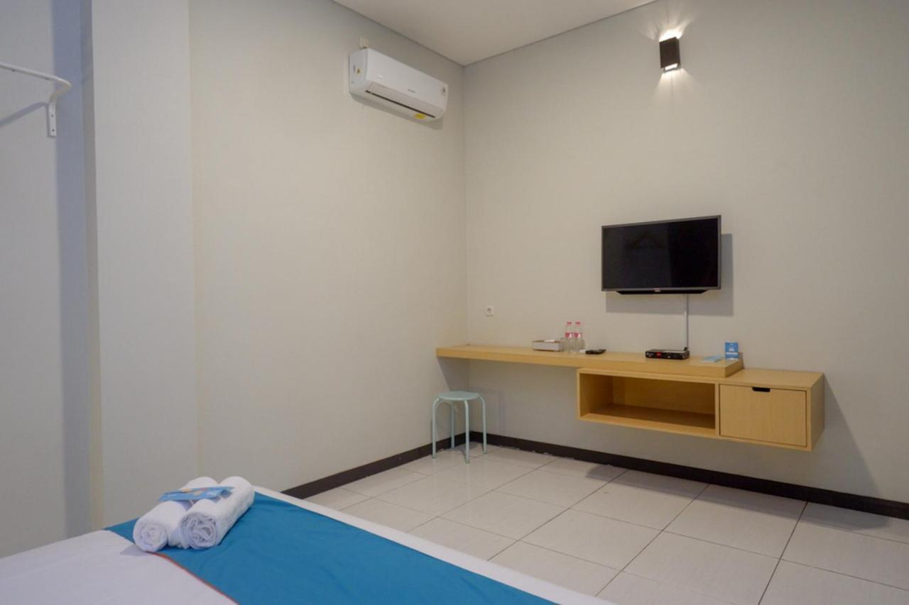 Sans Hotel Good Wish Semarang Jomblang المظهر الخارجي الصورة