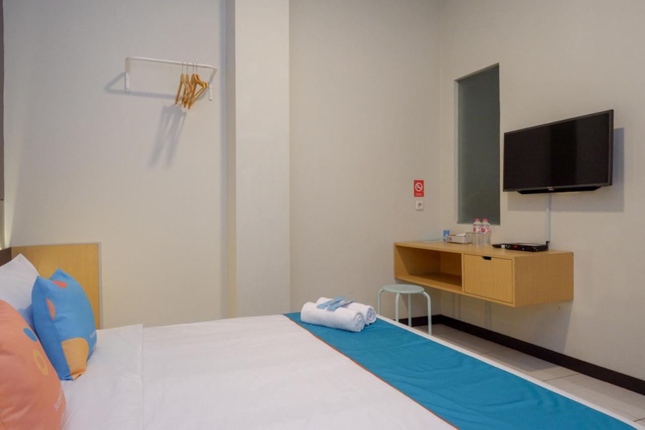 Sans Hotel Good Wish Semarang Jomblang المظهر الخارجي الصورة