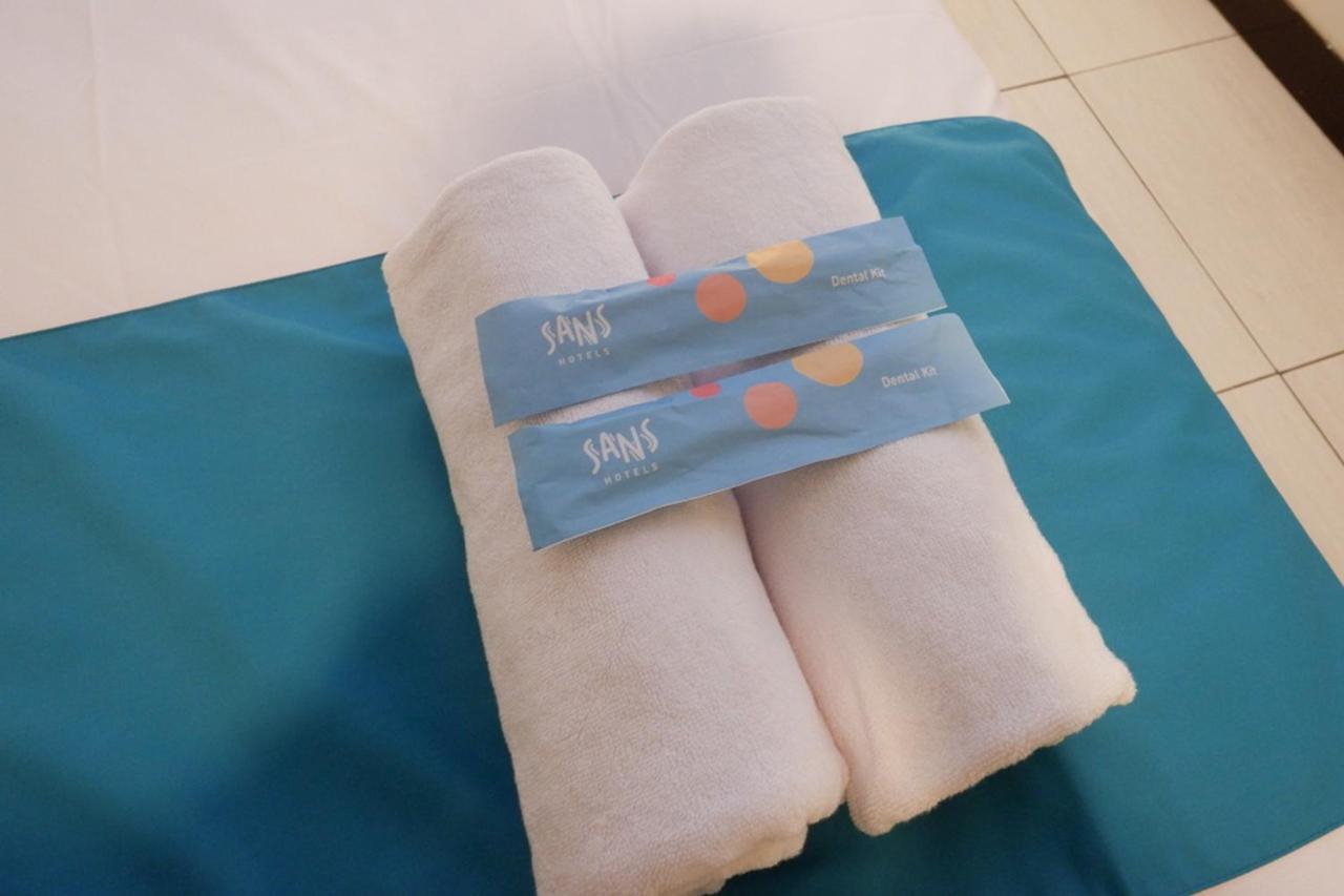 Sans Hotel Good Wish Semarang Jomblang المظهر الخارجي الصورة